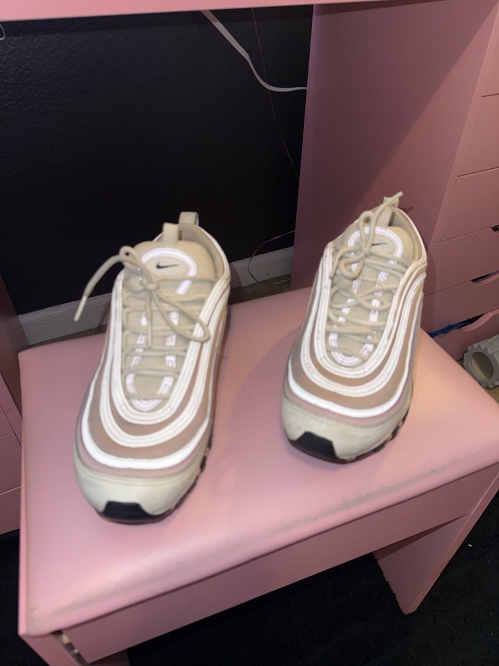 Shoes - Picture 1 of 3